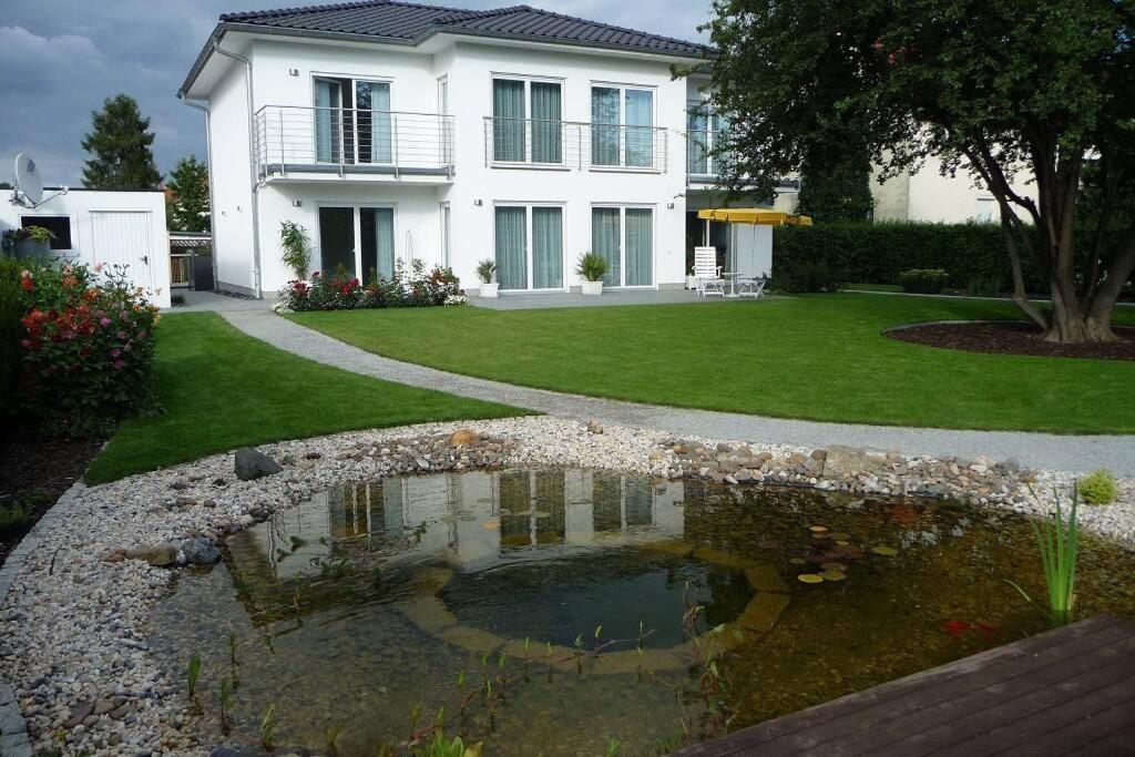 Grosszuegige,Zetrumsnahe Wohnung Dresda Esterno foto