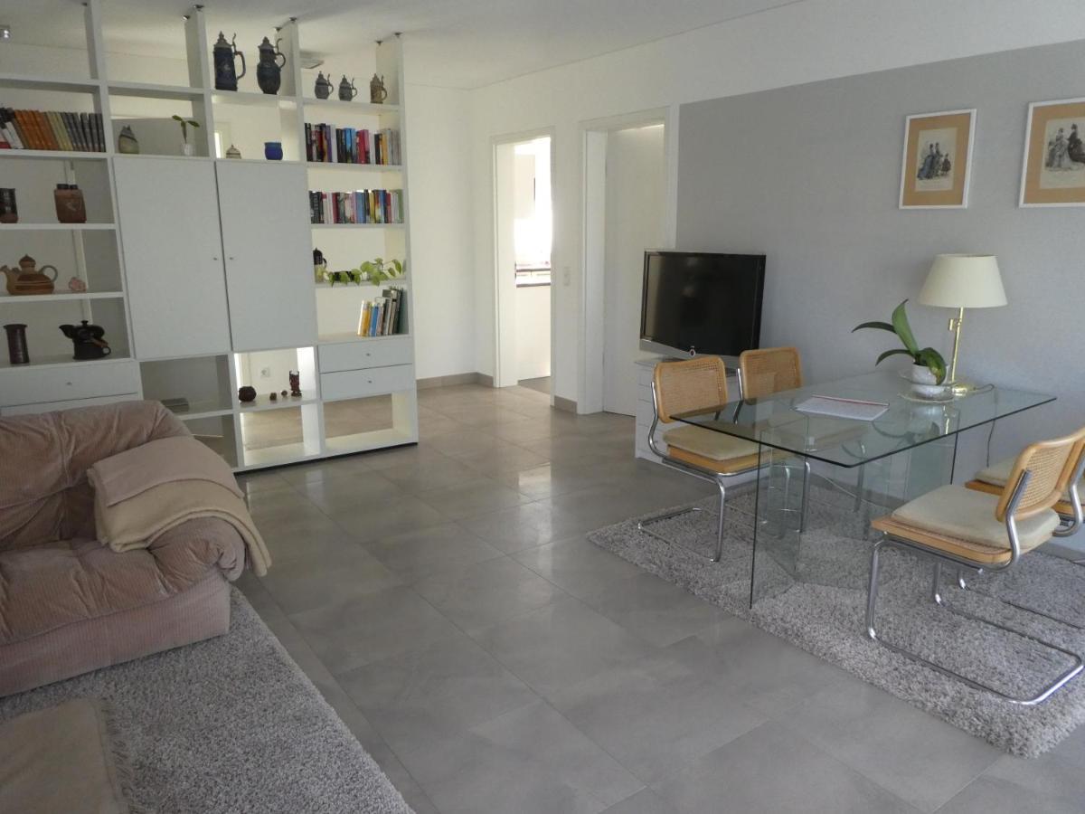 Grosszuegige,Zetrumsnahe Wohnung Dresda Esterno foto